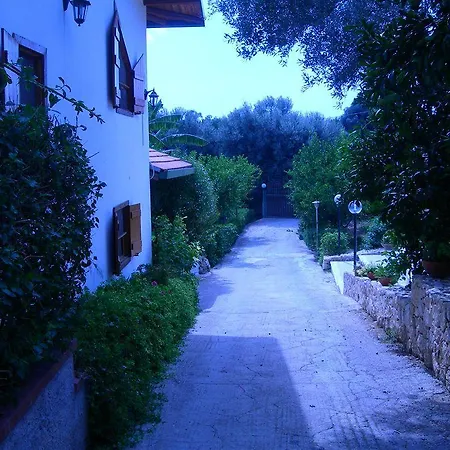 Nyaraló Belfronte *
