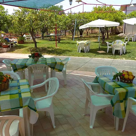 Belfronte بيت للعطل